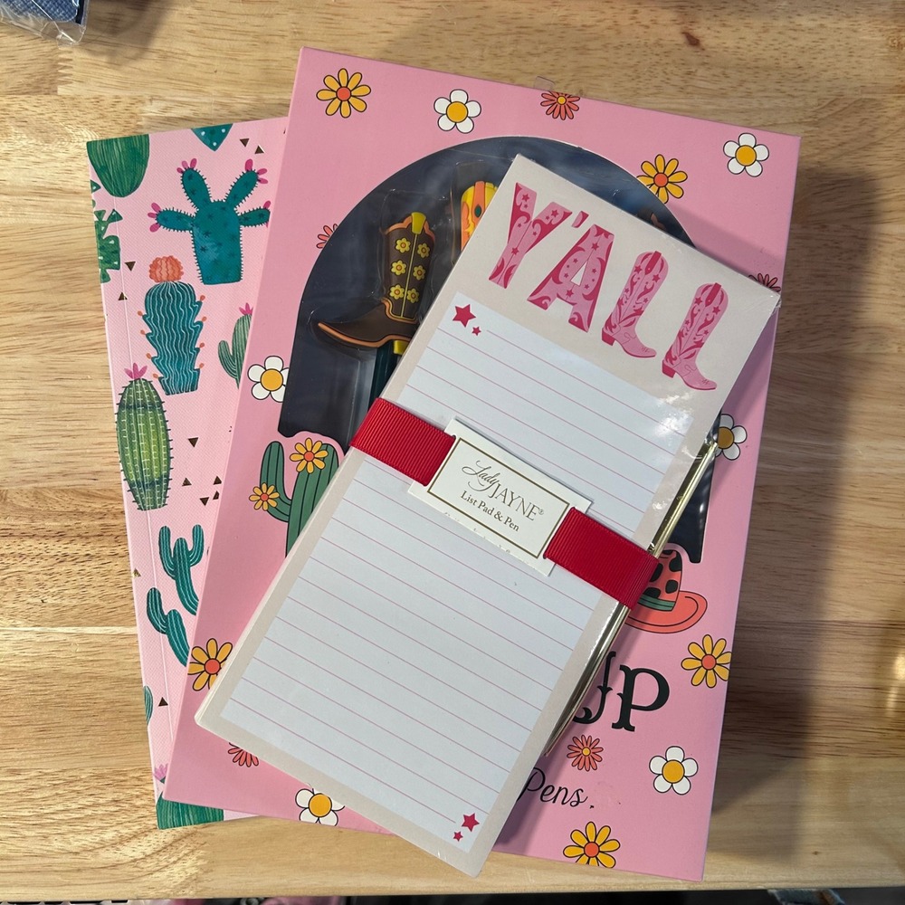 Lady Jayne List Pad and‎ Pen Set Giddy Up Cowboy Boot Pens Cactus Notebook  New